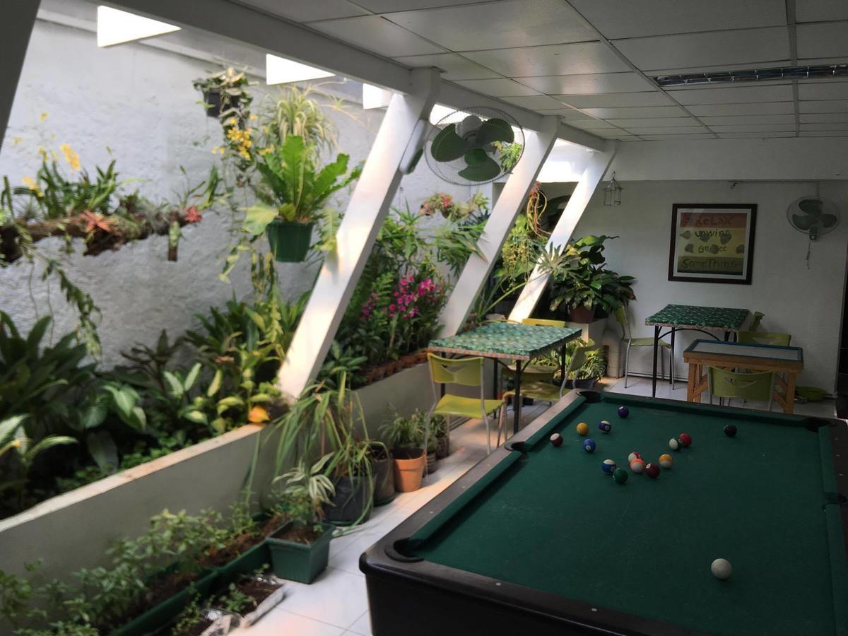 Humble Hut Hostel Μανίλα Εξωτερικό φωτογραφία